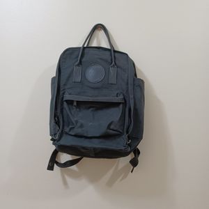 Fjallraven Kanken Black Backpack 15" ✨